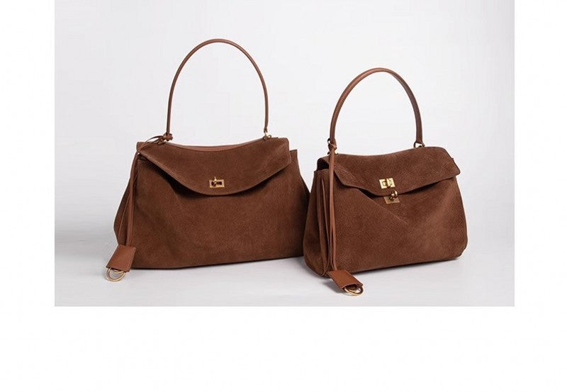 Bolsa Essencial Ízis – Camurça Vintage Atemporal