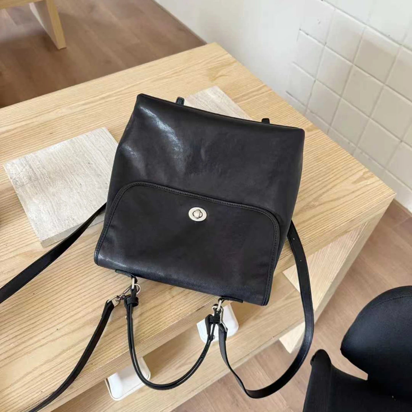 Mochila Essencial Emma – Design Minimalista Conversível